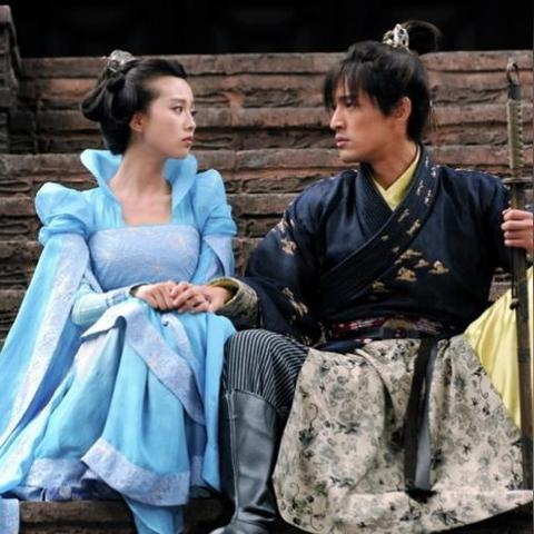 (铸剑大师是哪个英雄)铸剑大师无限金币版：探寻取得高分及无尽财富的终极秘诀